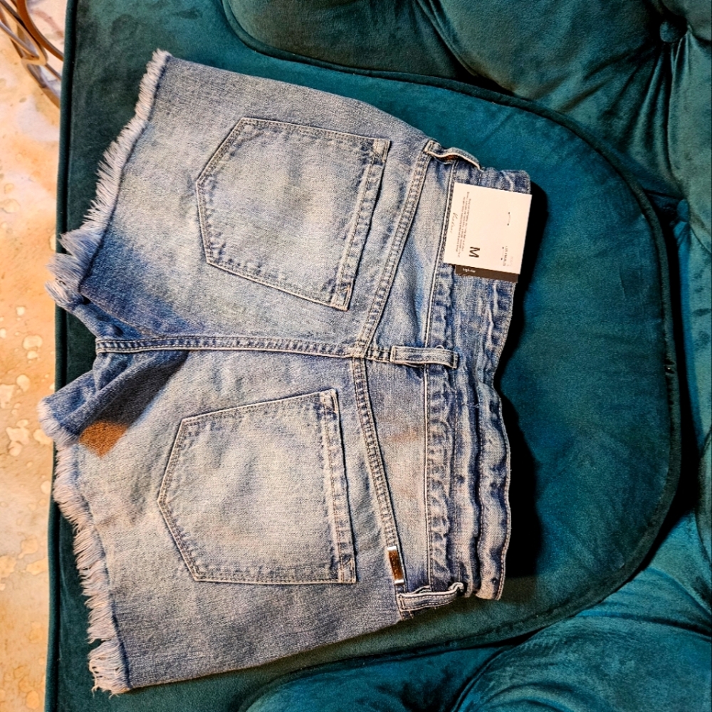 Women's KanCan blue denim shorts